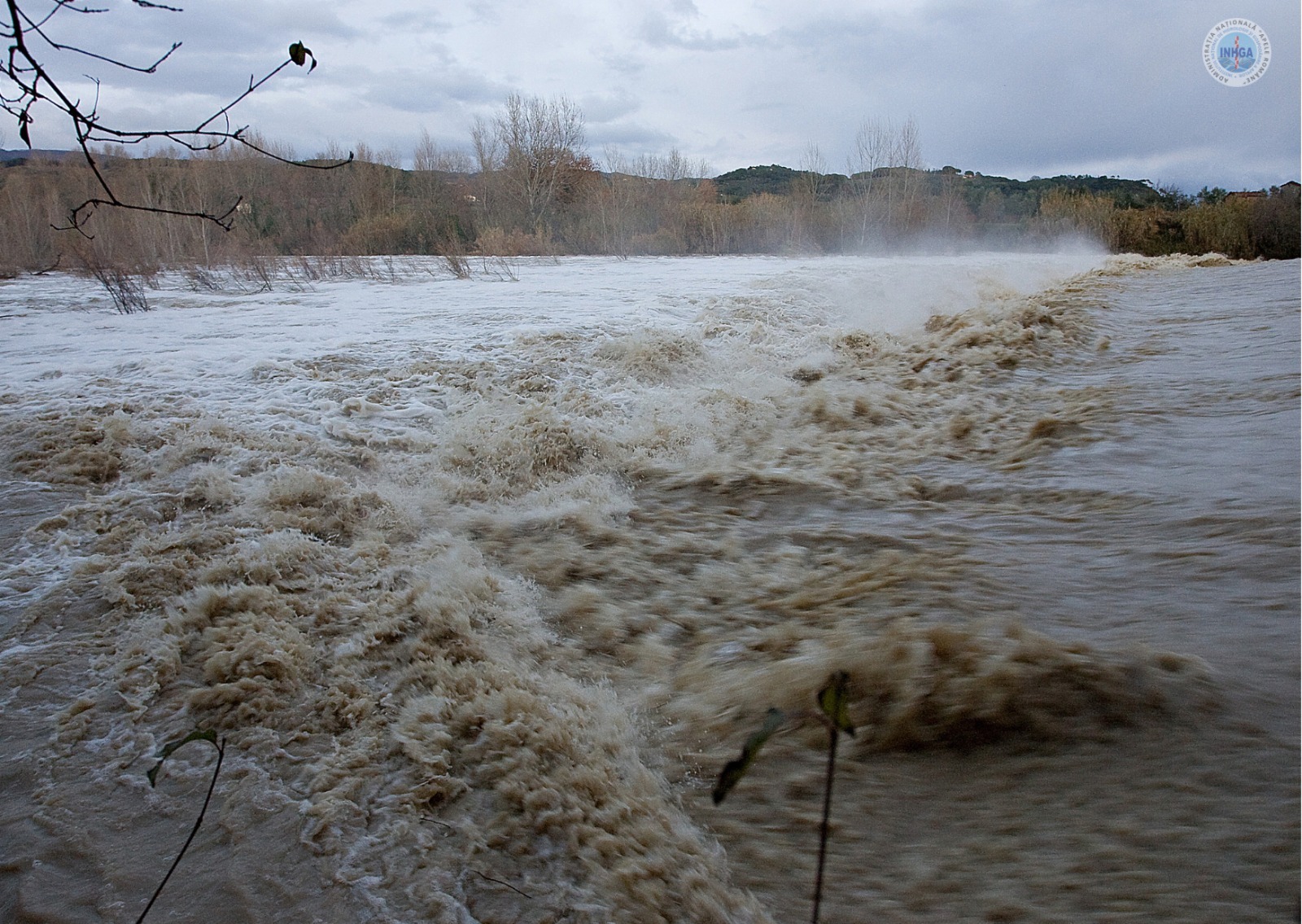 Cod galben de viituri în mai multe județe din România